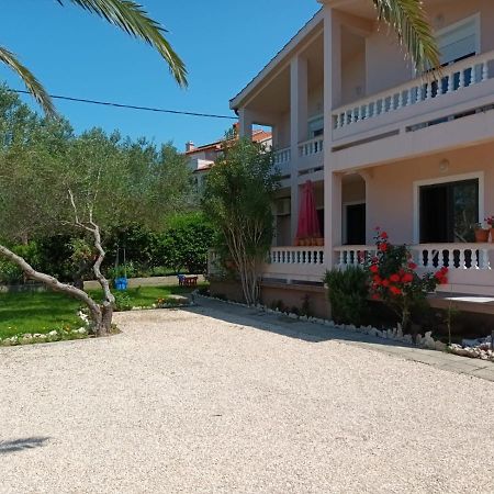 Apartmani Luka Banjol Εξωτερικό φωτογραφία