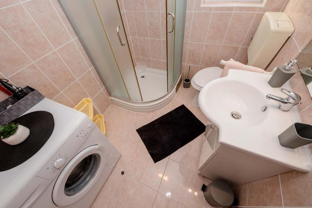 Apartmani Luka Banjol Εξωτερικό φωτογραφία