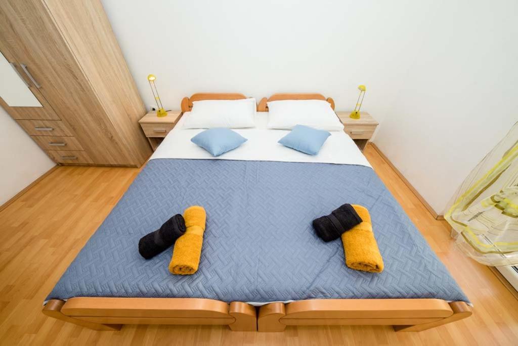 Apartmani Luka Banjol Εξωτερικό φωτογραφία