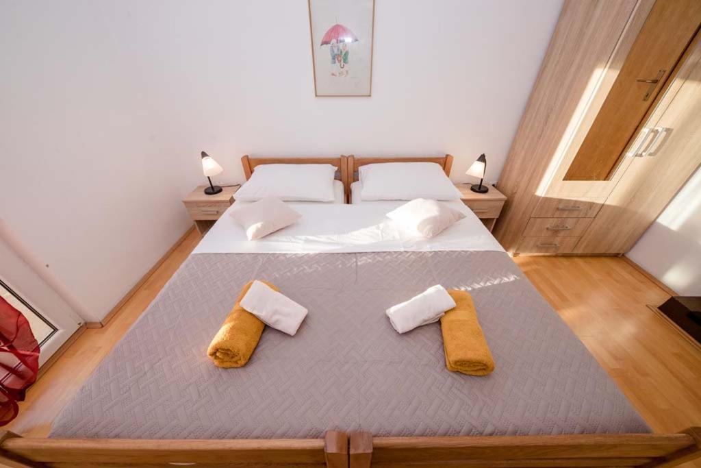 Apartmani Luka Banjol Εξωτερικό φωτογραφία