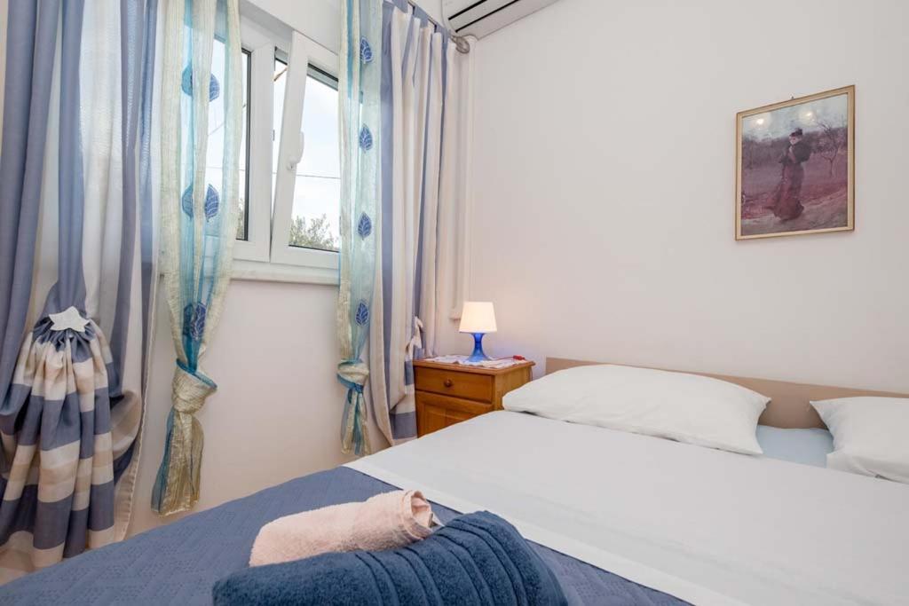 Apartmani Luka Banjol Εξωτερικό φωτογραφία