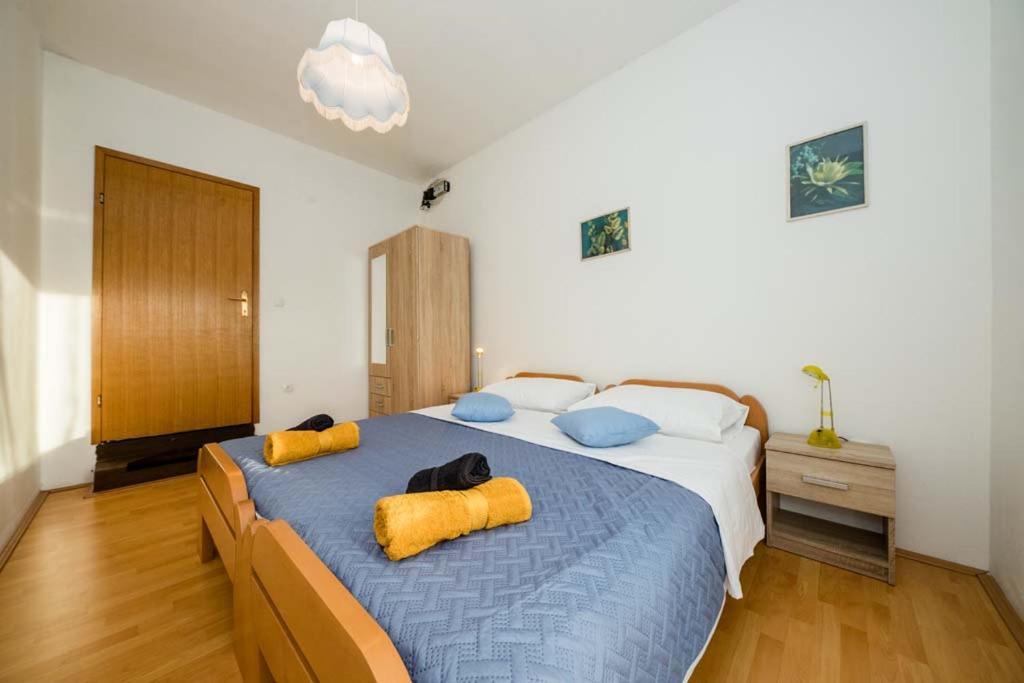 Apartmani Luka Banjol Εξωτερικό φωτογραφία